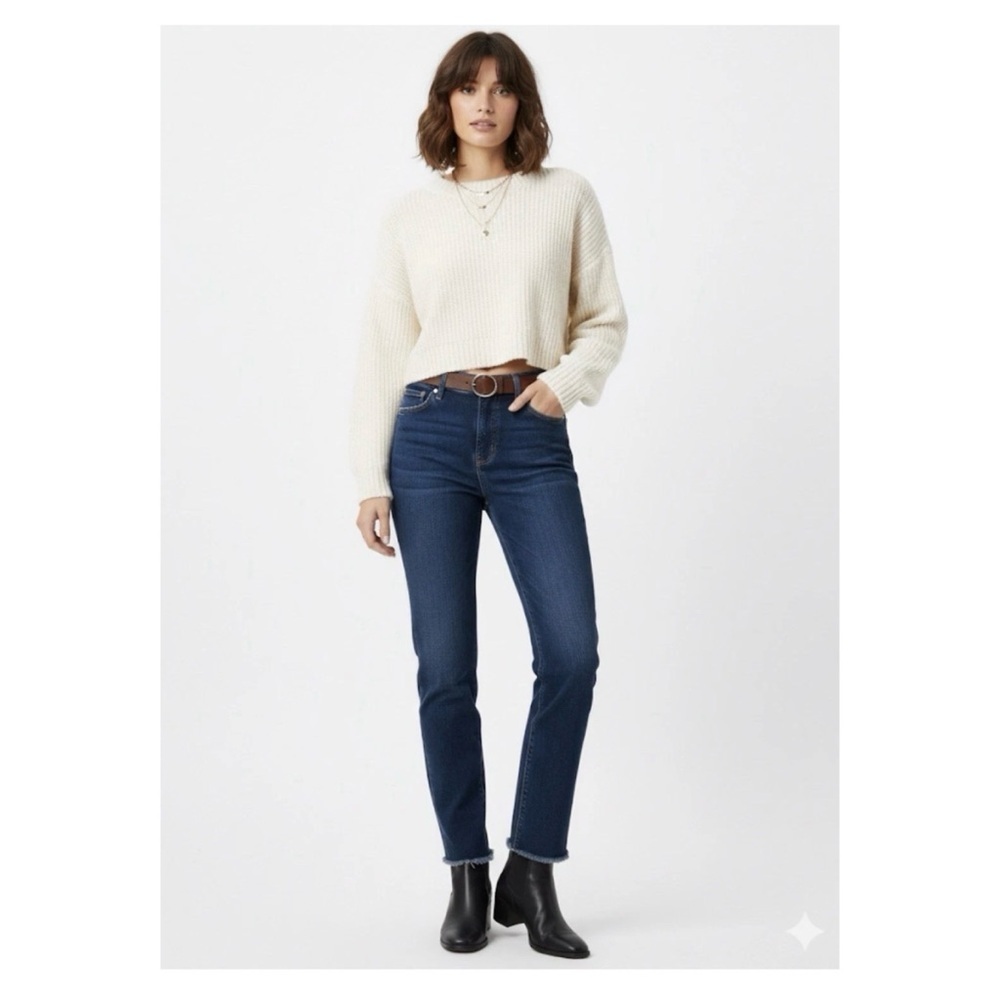 BDG Urban Outfitters High-Rise Girlfriend Dark Wash Raw Hem Jeans Size 30